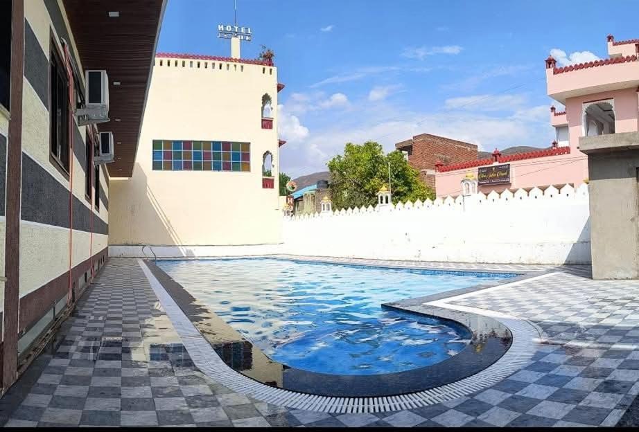Sr Resort Πουσκάρ Εξωτερικό φωτογραφία